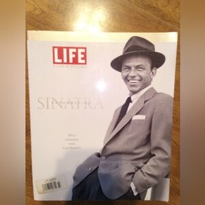 Remembering Sinatra A Life In Pictures 1998 First Edition PB Life Magazine